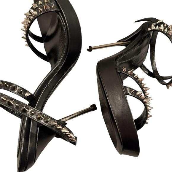 Alexander McQueen Stud Leather Sandals with Signature Punk Spikes - Picture 7 of 10